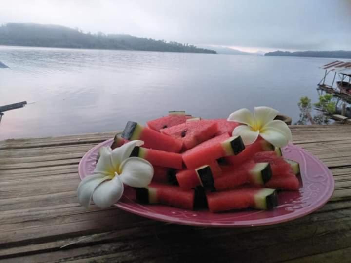 Baan Dongsak River View 상클라부리 외부 사진