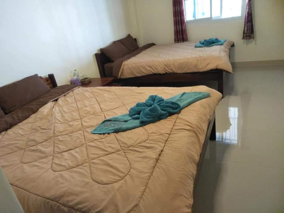Baan Dongsak River View 상클라부리 외부 사진