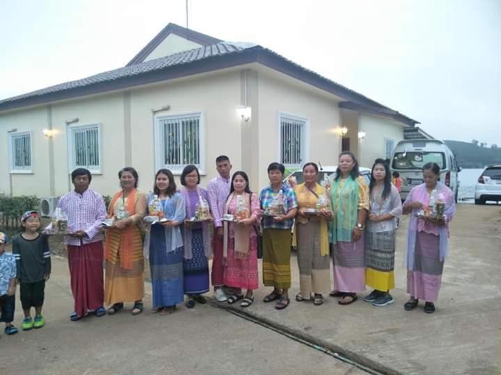 Baan Dongsak River View 상클라부리 외부 사진